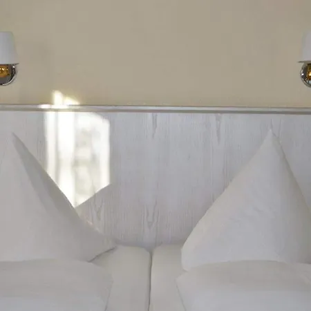 St Paul Hotel 3*