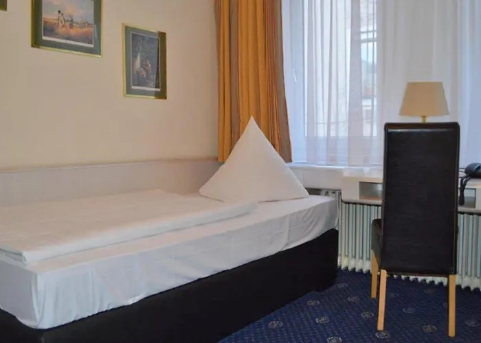 St Paul Hotel 3*